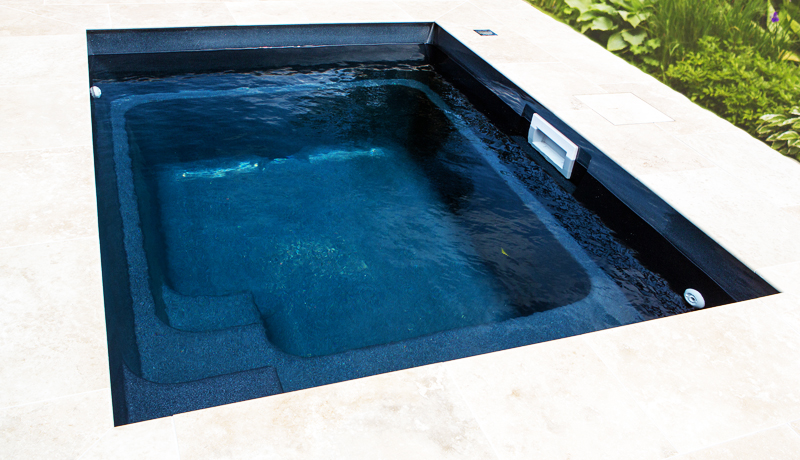 Leisure-Pools-Fiji-Plunge-Featured-Design